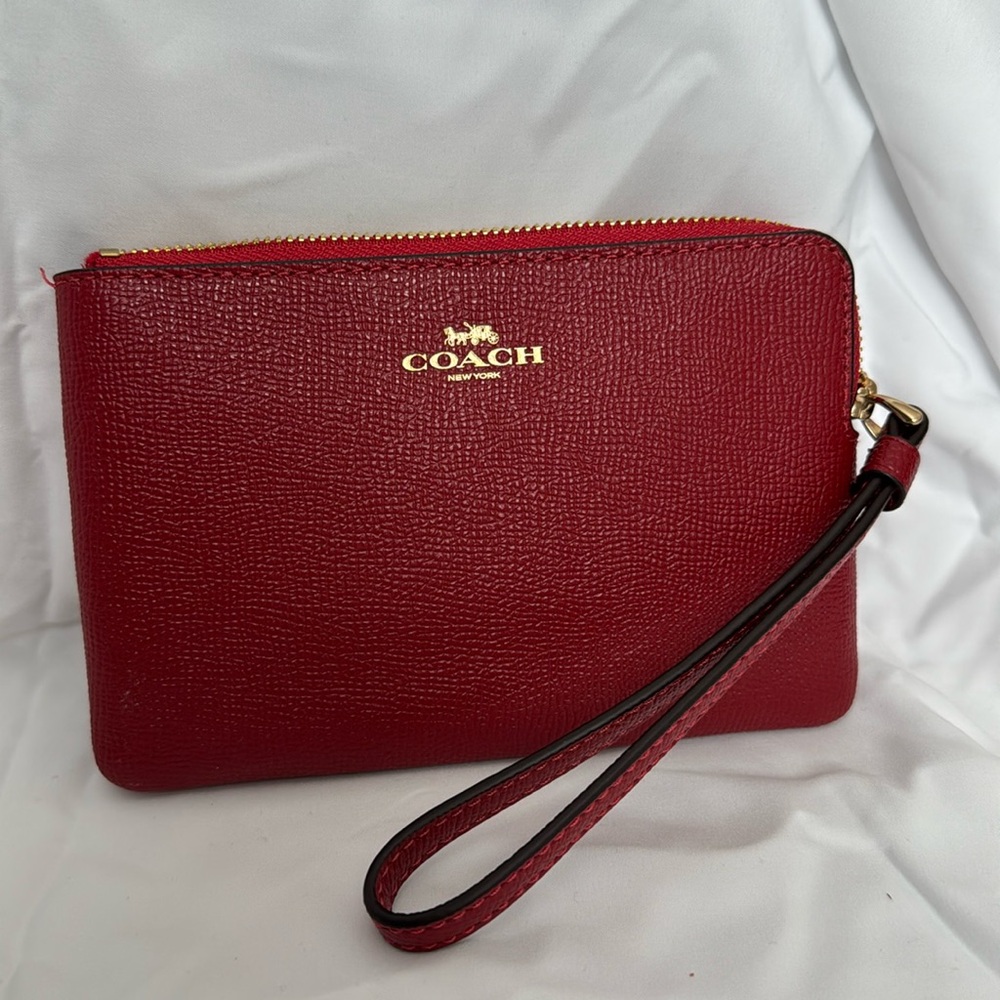 Coach Red Corner Zip Wrislet